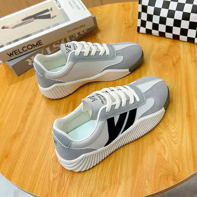 Luna™ Ortopediska Sneakers – Tidlös Stil & Ultimat Komfort